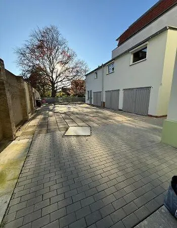 Apartment Borsdorf 2 R *